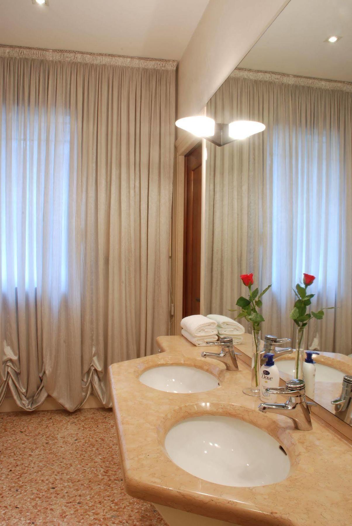 Locazione Turistica Gioia Bed and Breakfast Padua Buitenkant foto
